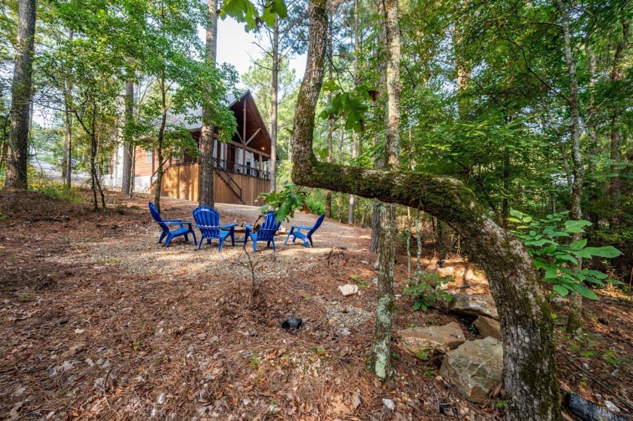 Stunning Luxury Cabin W Hot Tub And Fire Pit Holy Shiplap Is Perfect Romantic Couples Getaway Броукън Боу Екстериор снимка